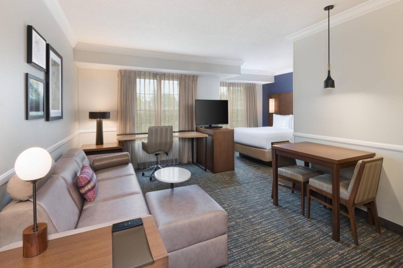 Residence Inn By Marriott State College Exteriör bild