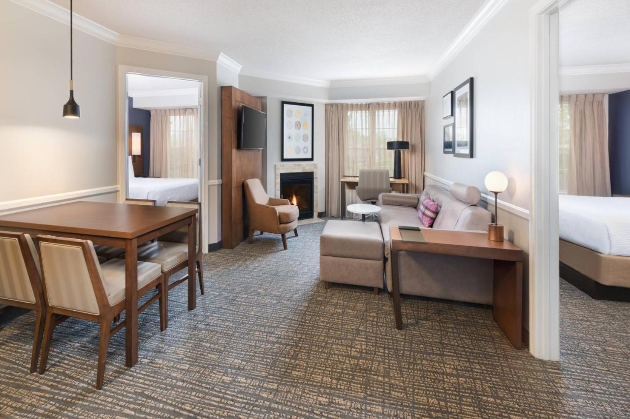 Residence Inn By Marriott State College Exteriör bild